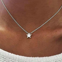 Load image into Gallery viewer, Star Necklace
